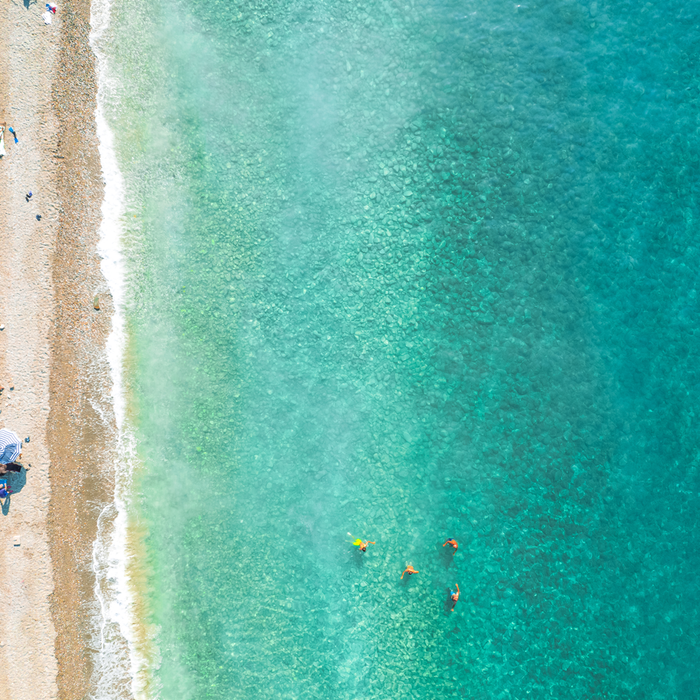 What Does Reef-Safe Sunscreen Actually Mean? (And the Best Reef-Friendly SPFs in the UK)
