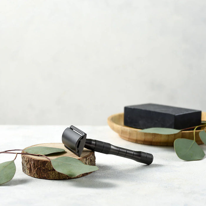 Jungle Culture Black Reusable Safety Razors w/ Natural Jute Travel Bag