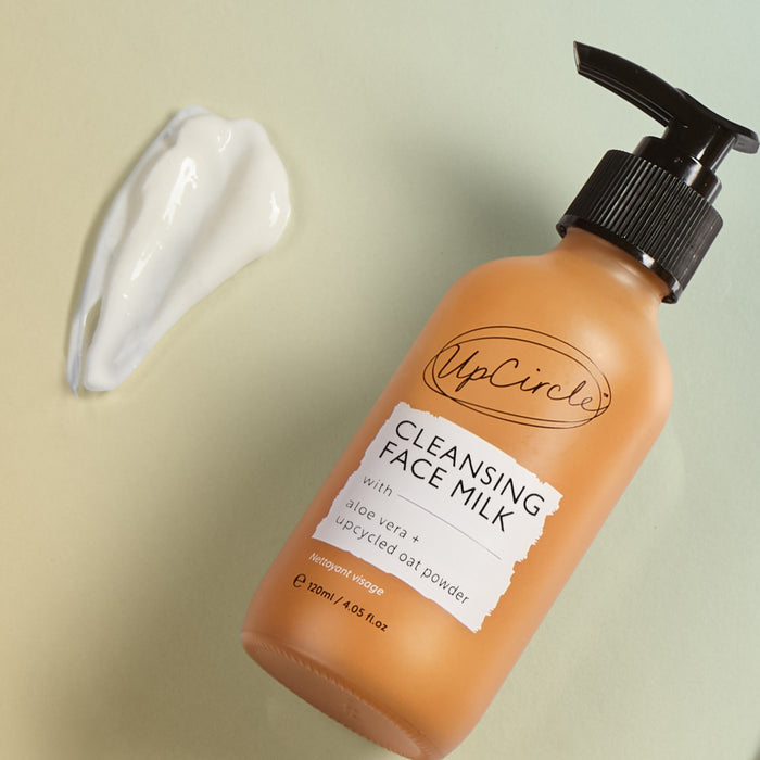 UpCircle Cleansing Face Milk with Oat Powder + Aloe Vera 120ml