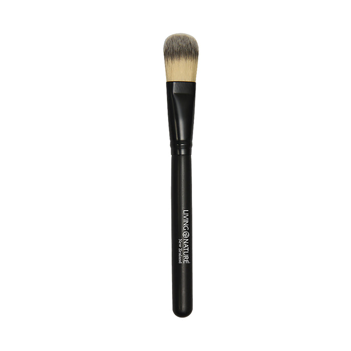 Living Nature Foundation Brush